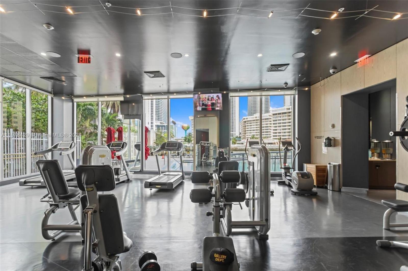2602 E Hallandale Beach Blvd 1 Br Villa Ngoại thất bức ảnh