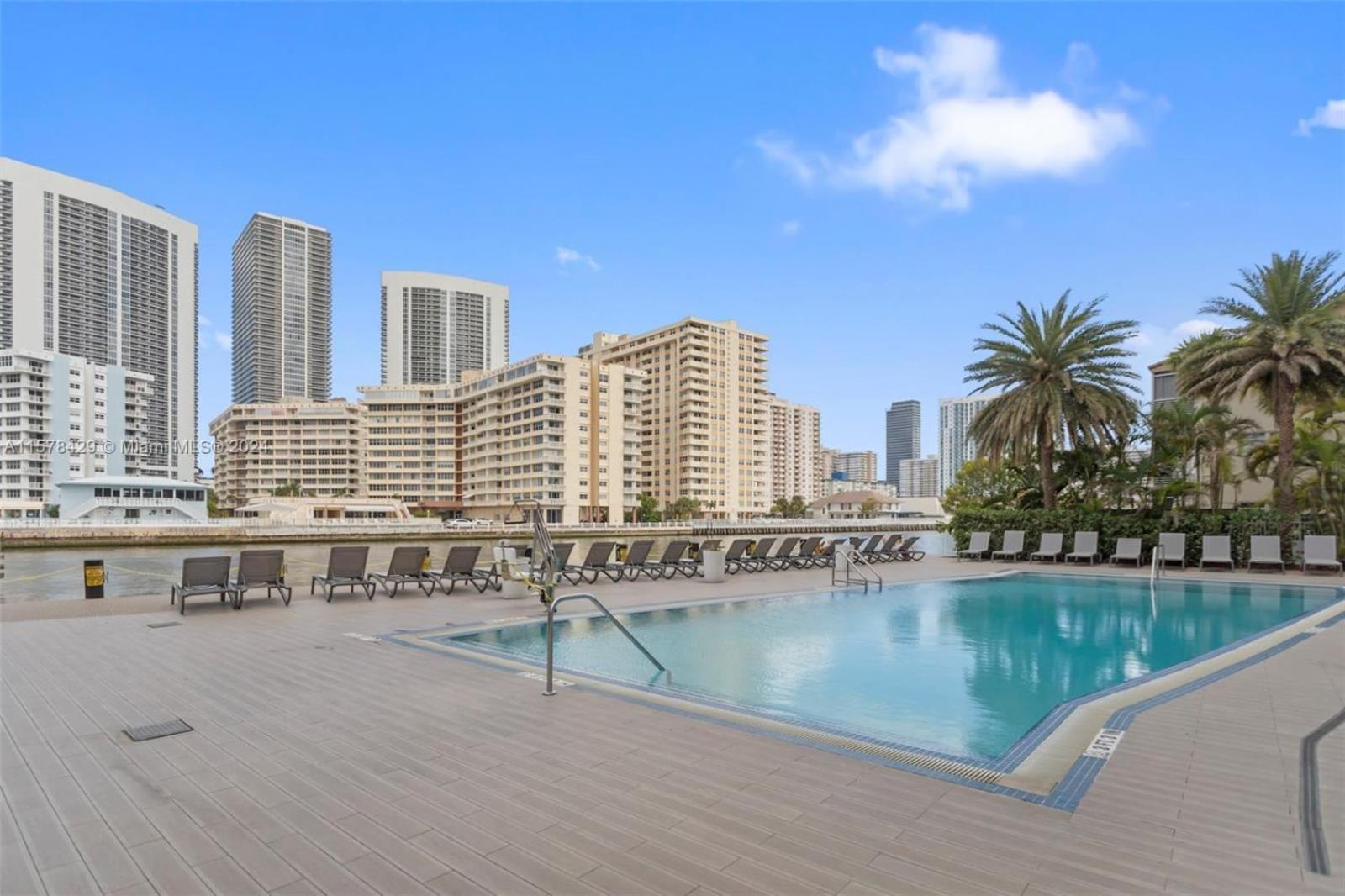 2602 E Hallandale Beach Blvd 1 Br Villa Ngoại thất bức ảnh